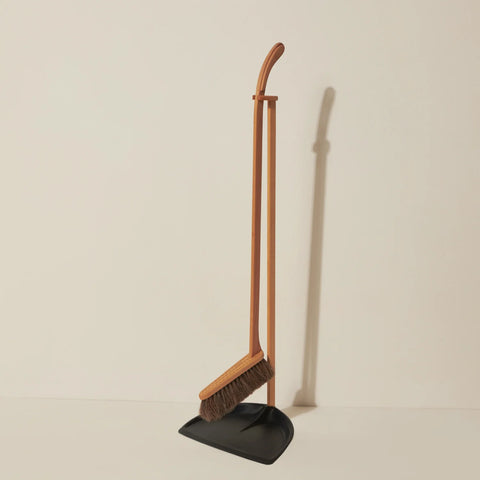Iris Hantverk Dustpan & Brush Set Black