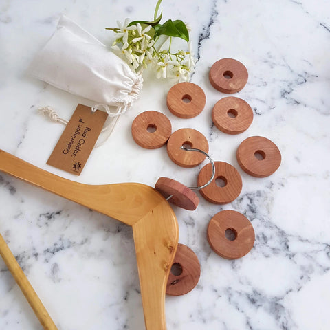Iris Hantverk Red Cedarwood Rings – Natural Closet Freshener