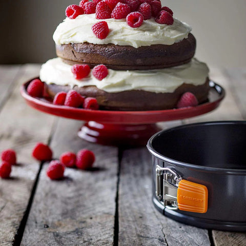 Le Creuset Round Springform Pan 24 cm
