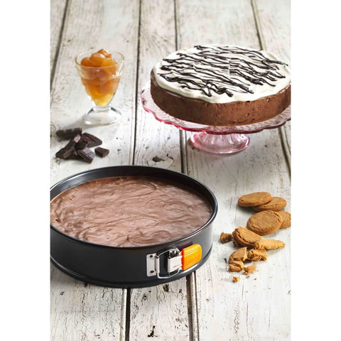 Le Creuset Round Springform Pan 24 cm