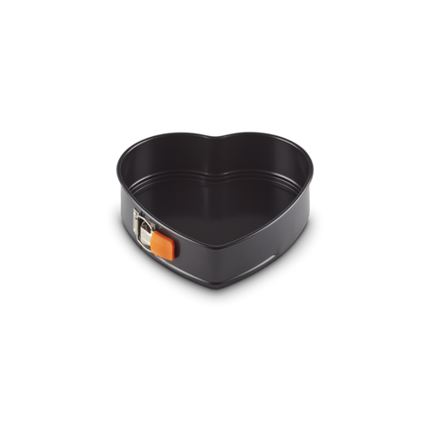 Le Creuset Heart Springform Tin, 25 cm