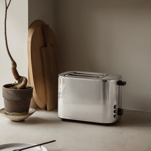 Georg Jensen Bernadotte Toaster – Stainless Steel