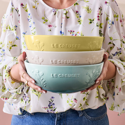 Le Creuset Jardin Relief Embossed Multi Bowl 3.6L, Sea Salt