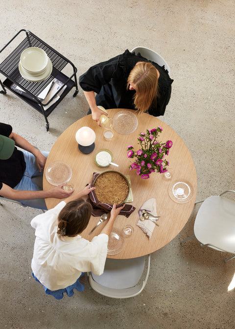Hübsch Straight Dining Table Round Natural