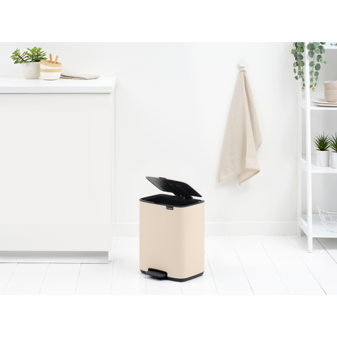 Brabantia Bo Pedal Bin, 12 L - Soft Beige