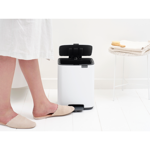 Brabantia Bo Pedal Bin, 7 L - White
