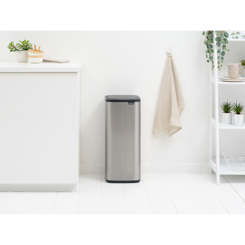 Kosh për plehrash Brabantia Bo Touch 36 litra – Çelik mat, rezistent ndaj gjurmëve të gishtërinjve