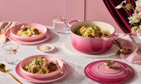 Le Creuset Cast Iron Casserole Berry 24 cm / 4.2 L