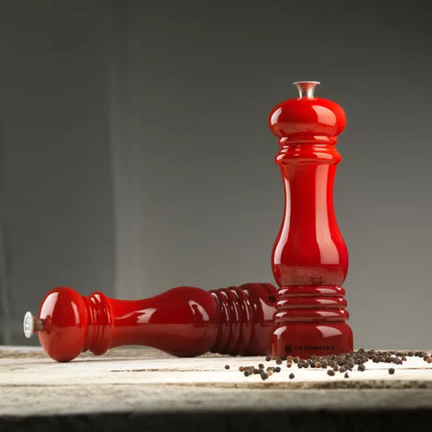 Le Creuset Pepper Mill Cerise 21 cm