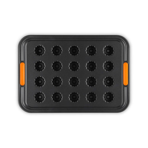 Le Creuset Cannelé Tin 12 cup