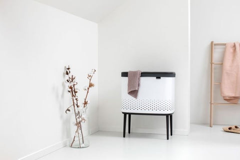 Kosh rrobash Brabantia Bo 60 litra – i bardhë