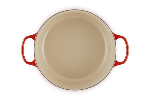 Le Creuset Tenxhere e Rrumbullakët prej Hekuri i Hekurt Qershi 30 cm / 8.1 L