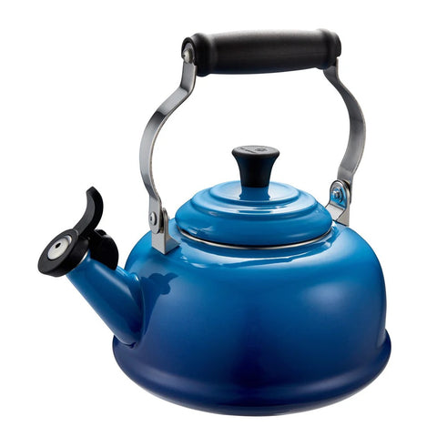 Le Creuset Classic Whistling Kettle – 1.6L Marseille