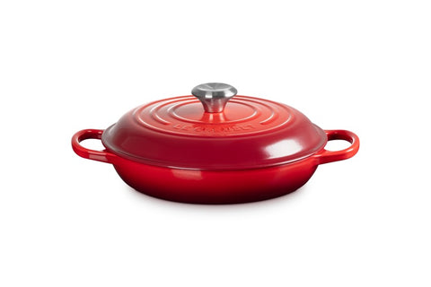 Le Creuset Cast Iron Shallow Casserole 26 cm / 2.2L Cerise