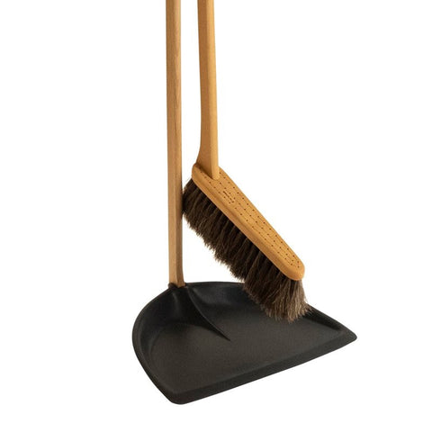 Iris Hantverk Dustpan & Brush Set Black