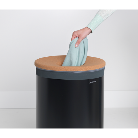 Kosh rrobash Brabantia 60 litra – E zezë mat