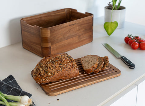 CONTINENTA Acacia Wood Bread Box