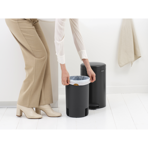 Brabantia NewIcon Pedal Bin 12 Litre – Matt Black