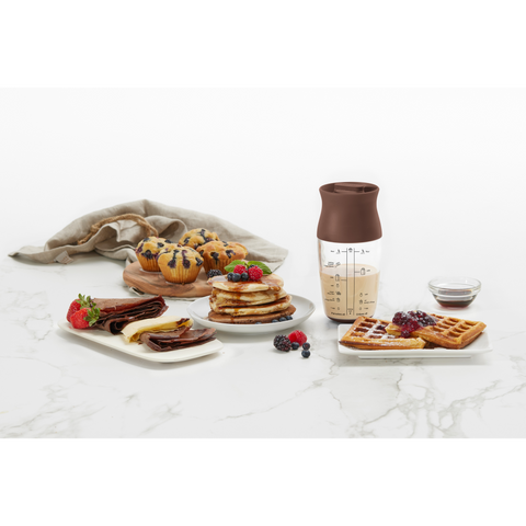 Lékué Crêpes and Pancakes Shaker